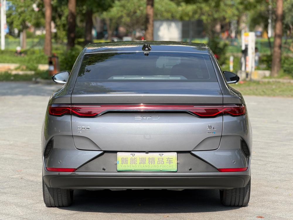 BYD Qin L EV