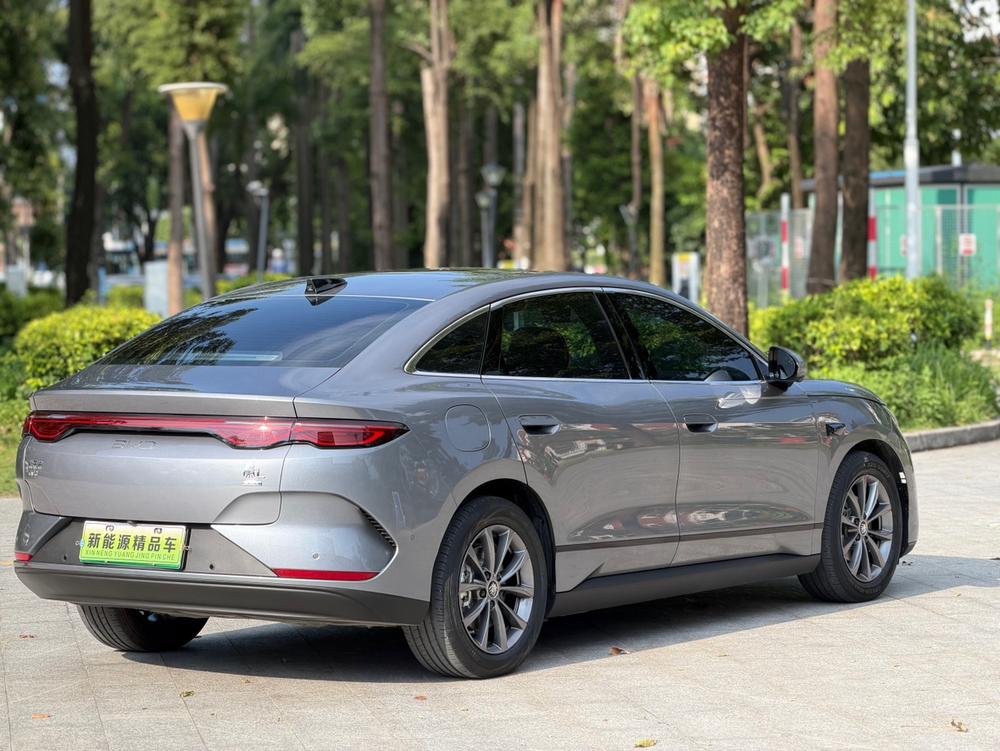 BYD Qin L EV