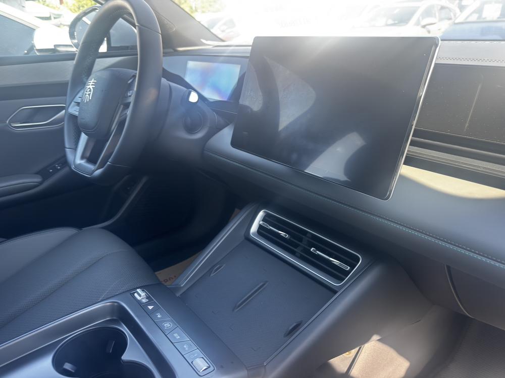 BYD Qin L EV