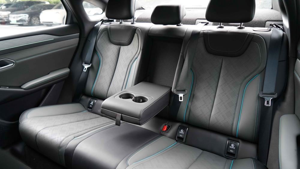 BYD Qin L EV