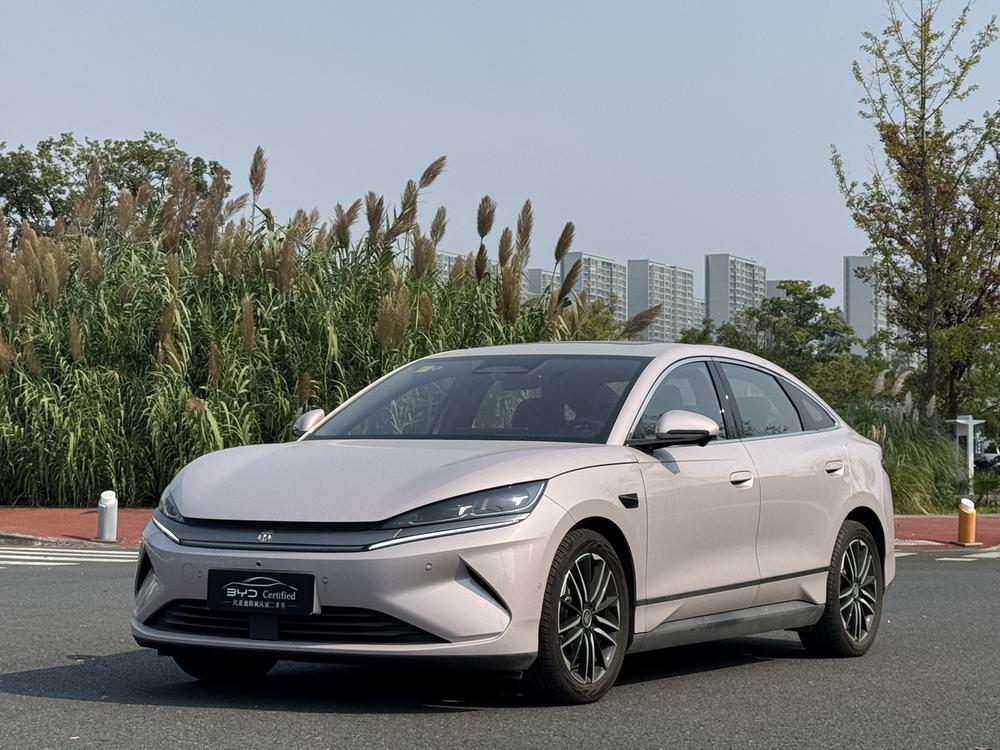 BYD Qin L EV
