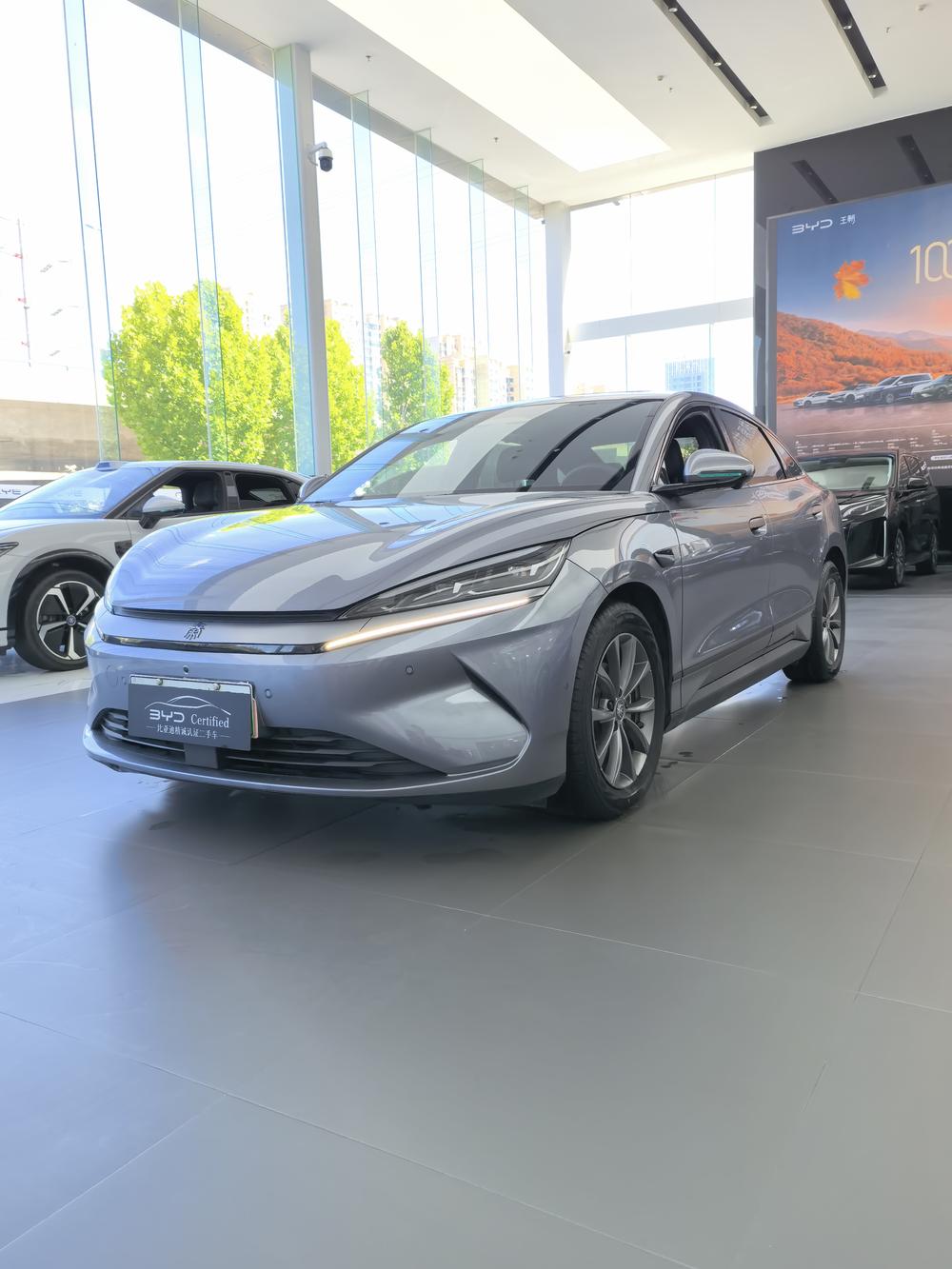 BYD Qin L EV