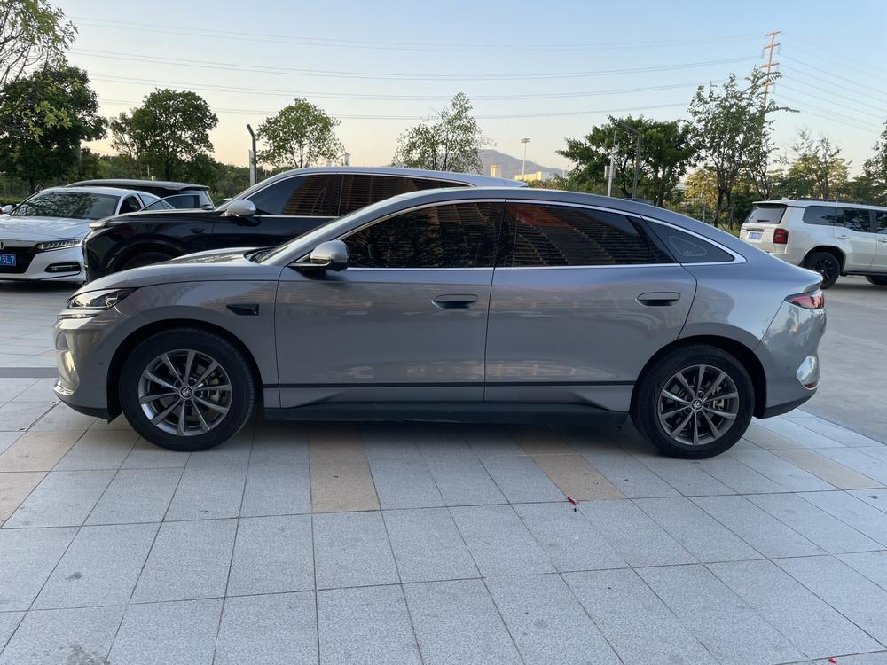 BYD Qin L EV