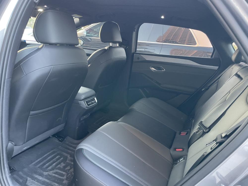 BYD Qin L EV