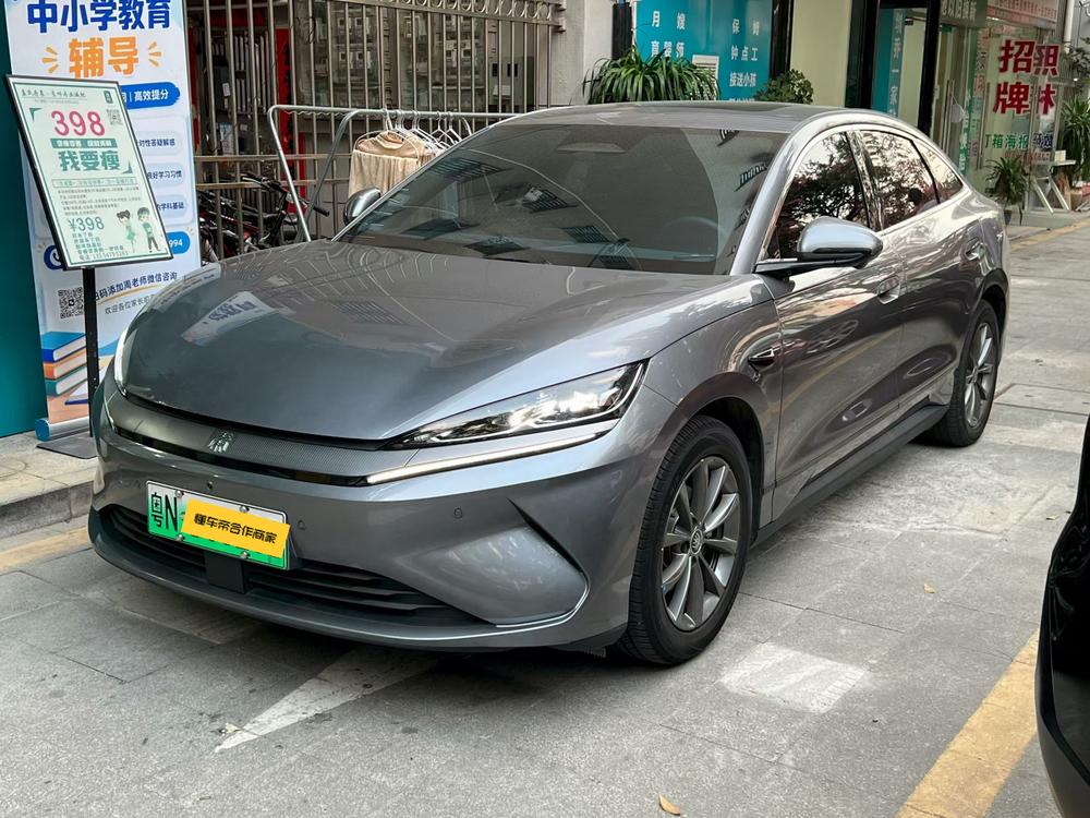 BYD Qin L EV