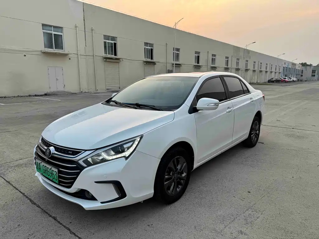 BYD Qin NEV