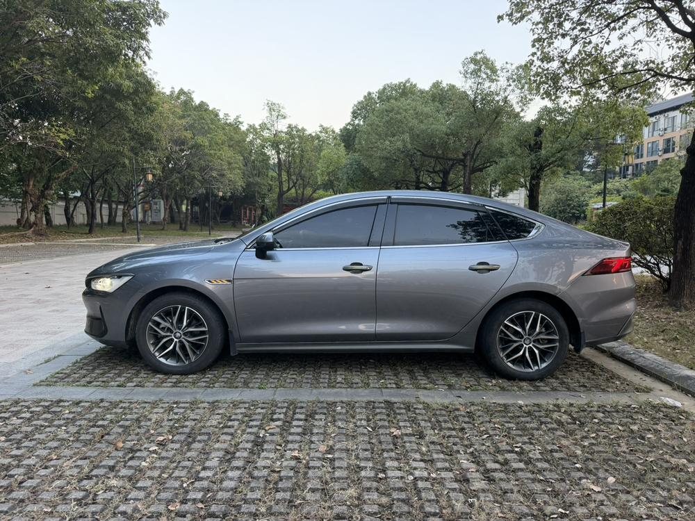BYD Qin PLUS EV