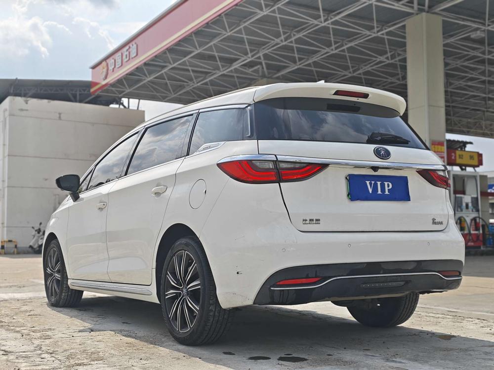 BYD Song MAX DM