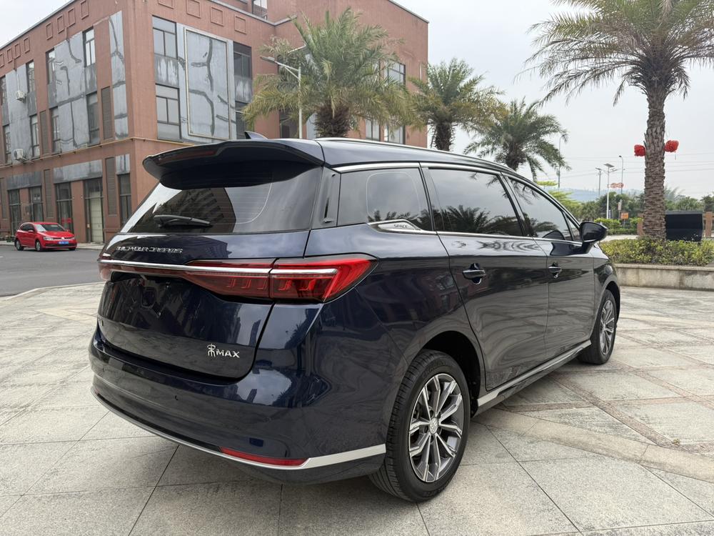 BYD Song MAX