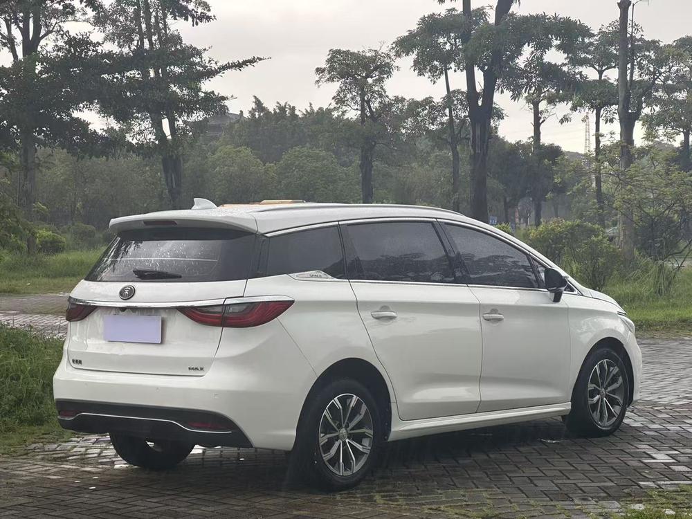 BYD Song MAX