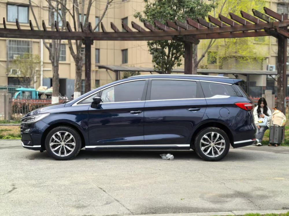 BYD Song MAX