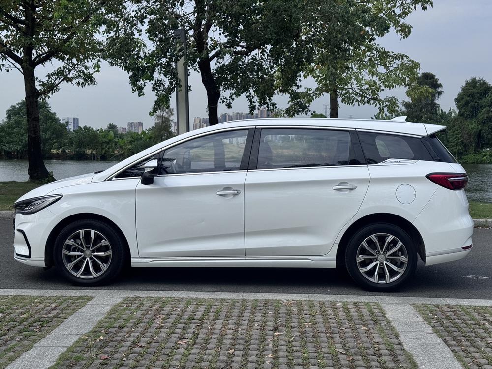 BYD Song MAX