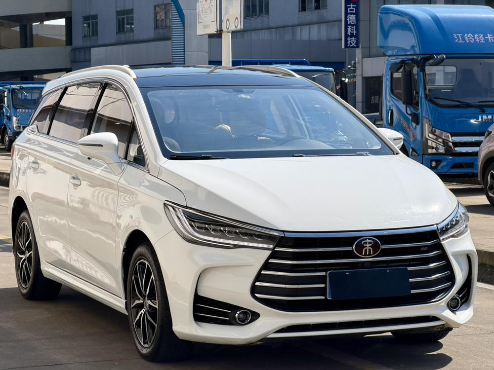 BYD Song MAX