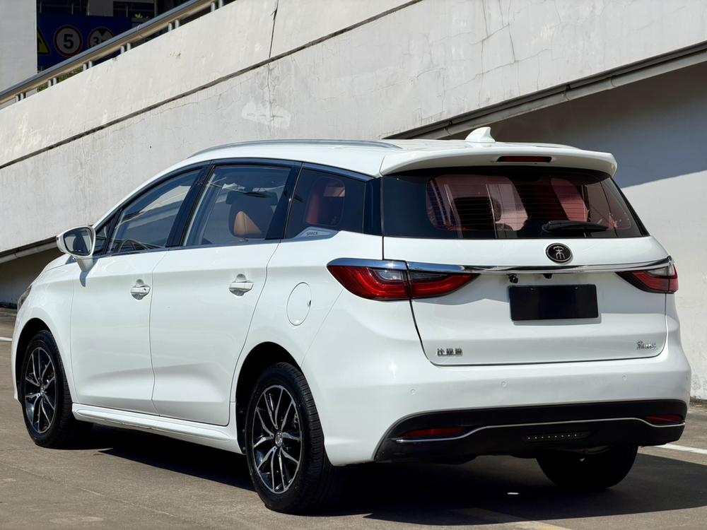 BYD Song MAX