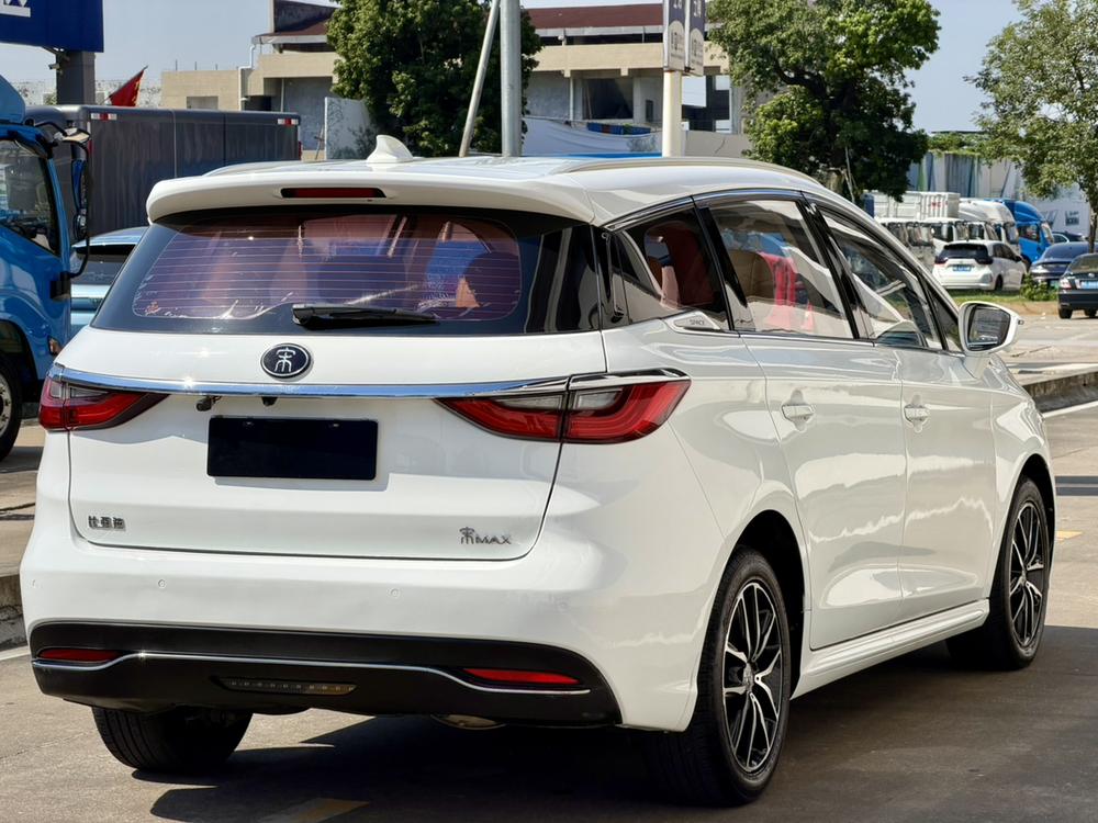 BYD Song MAX