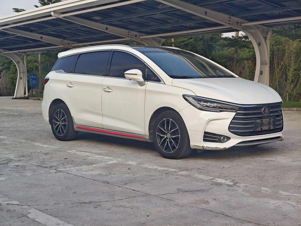BYD Song MAX