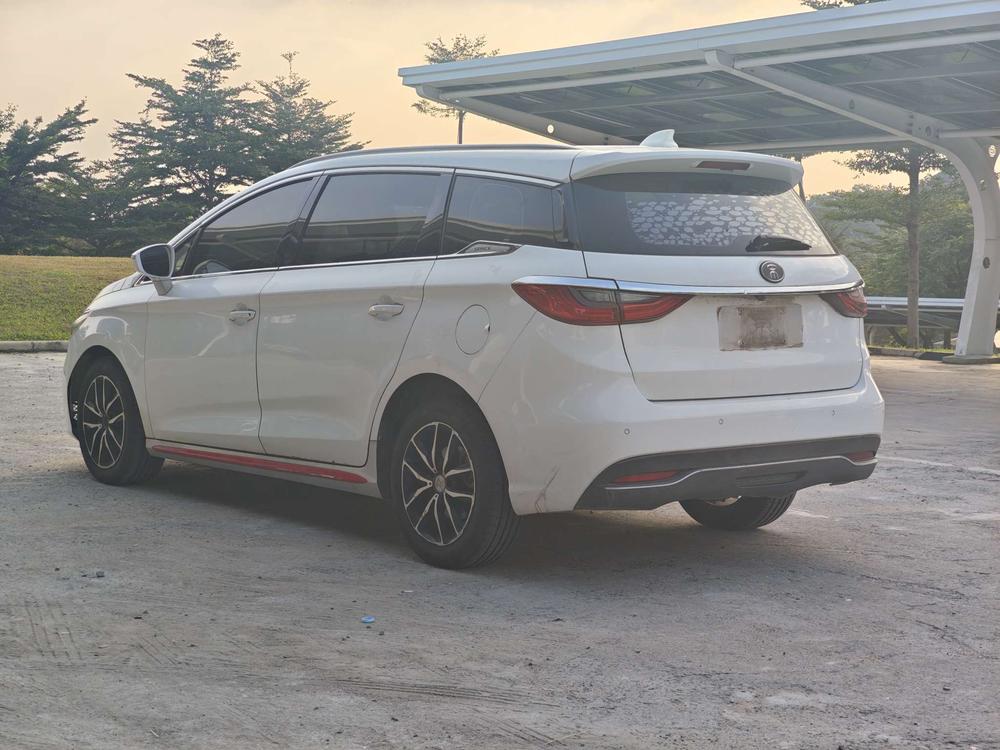 BYD Song MAX
