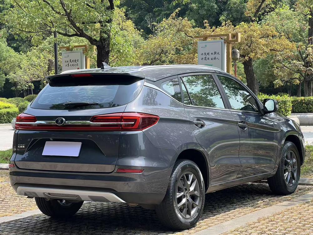 BYD Song