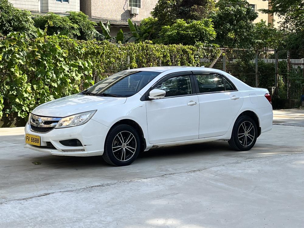 BYD Surui