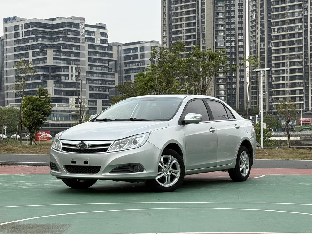 BYD Surui