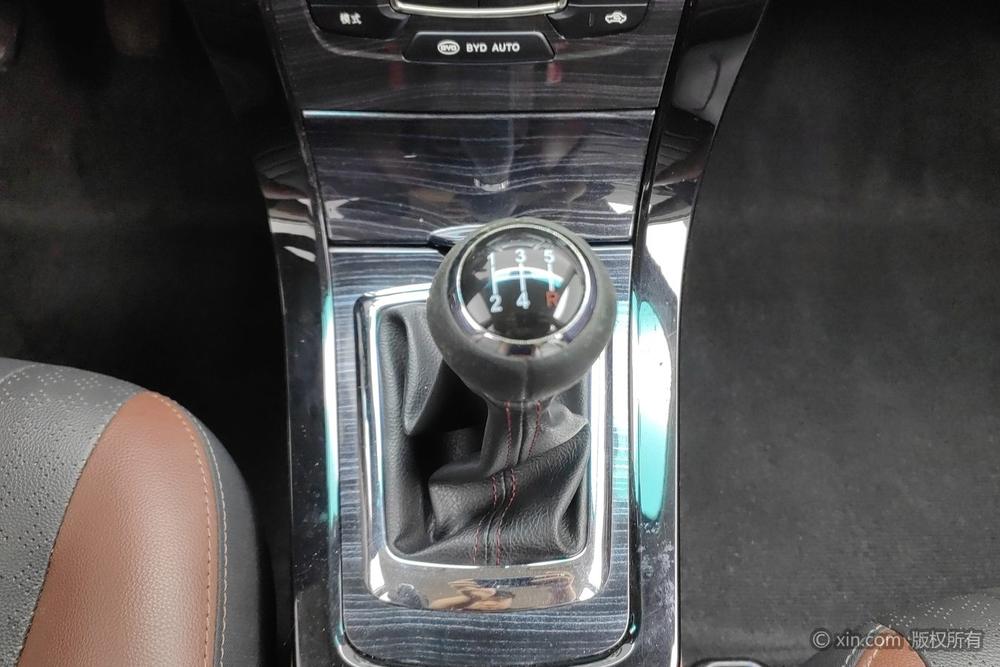 BYD Surui