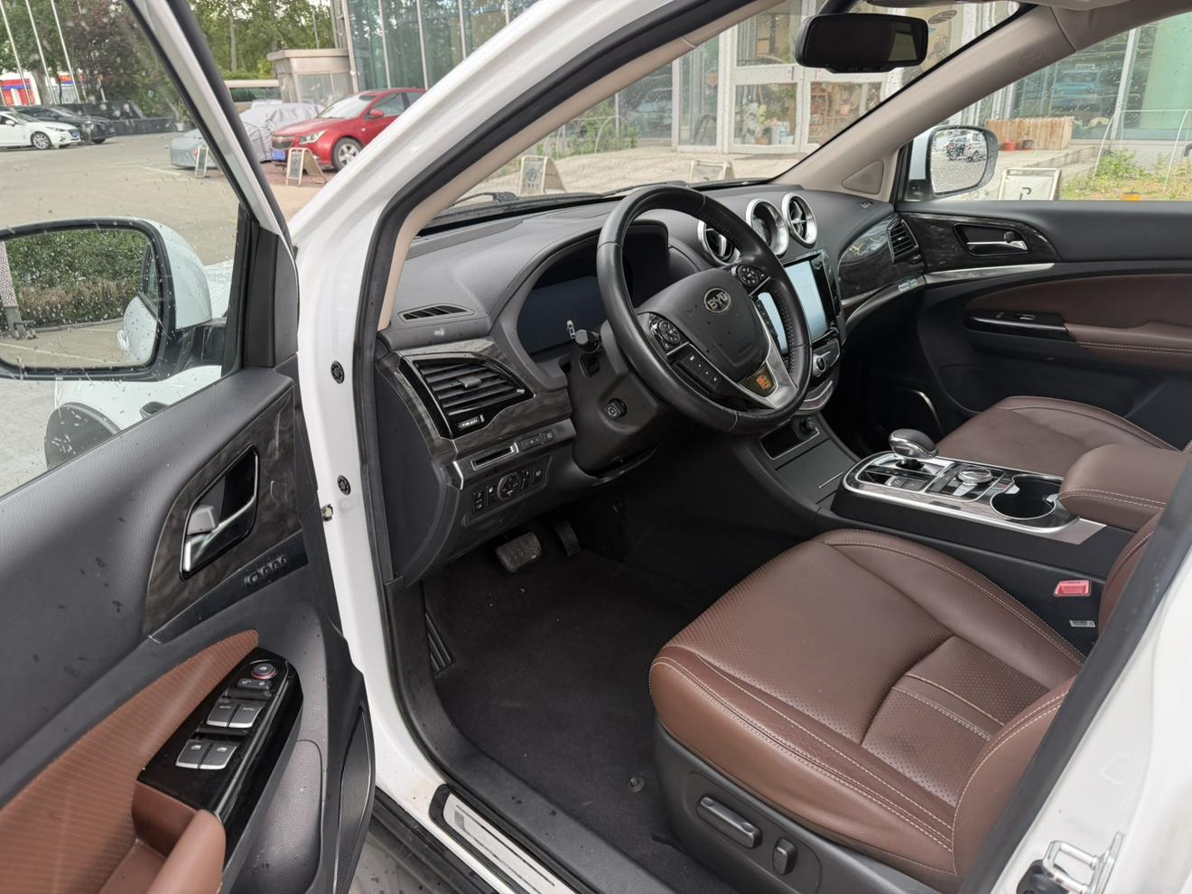 BYD Tang DM