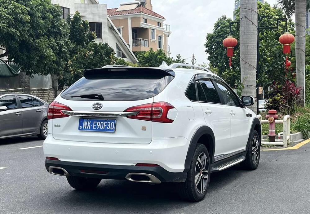 BYD Tang DM