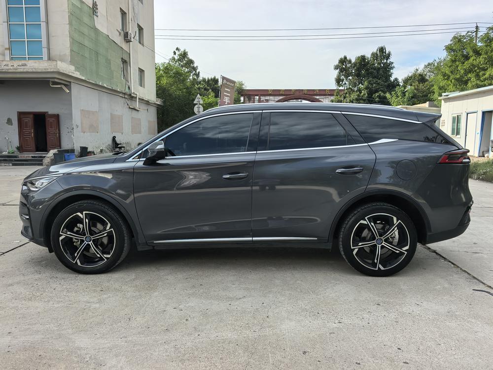 BYD Tang DM