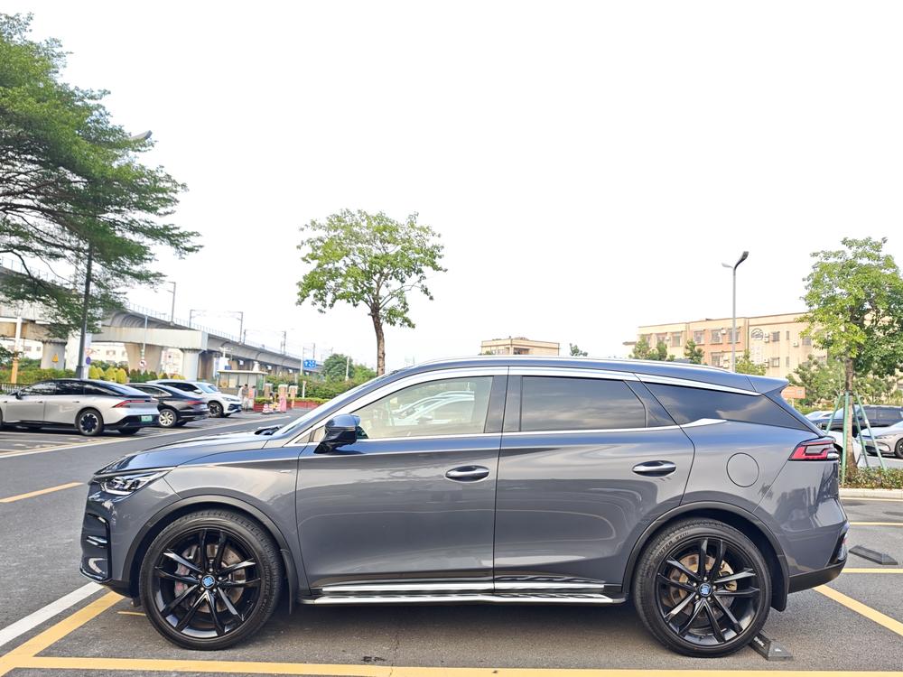 BYD Tang DM