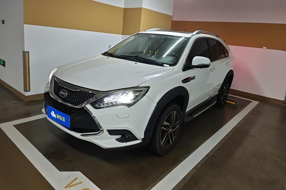 BYD Tang DM