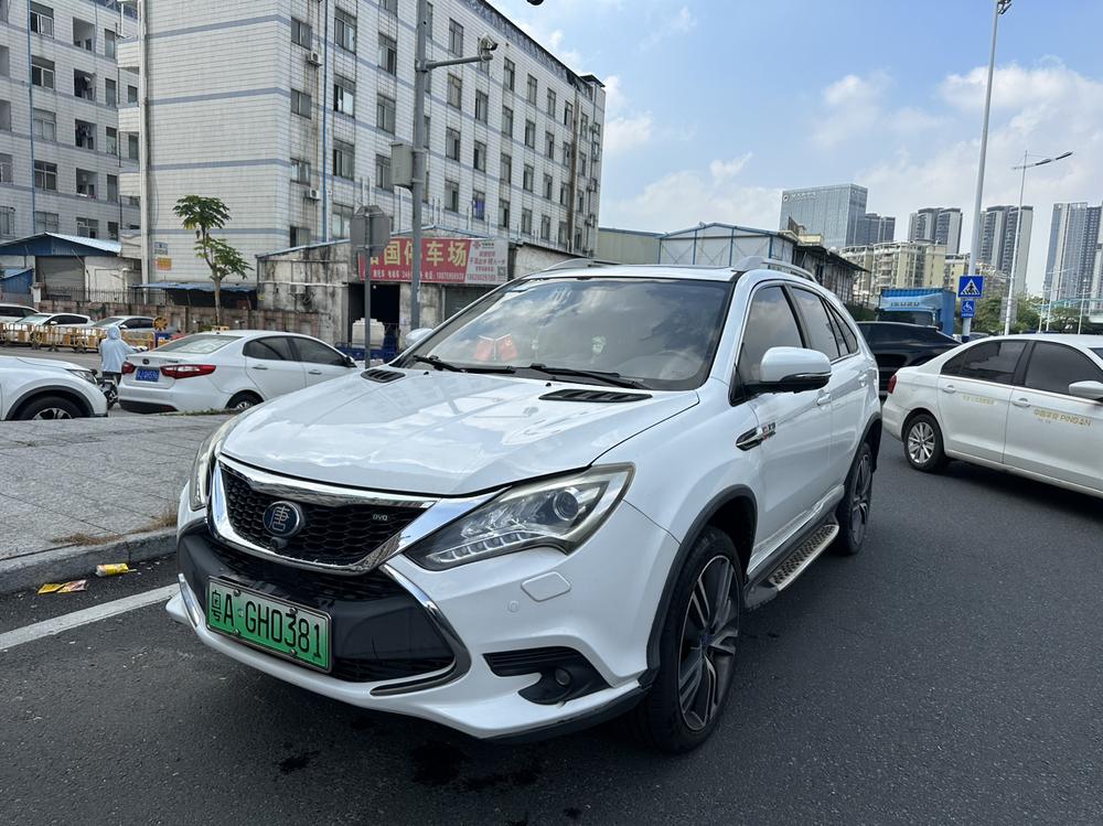 BYD Tang DM