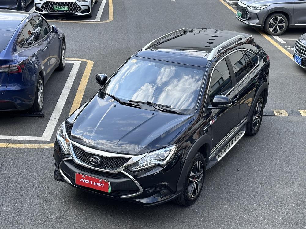 BYD Tang DM