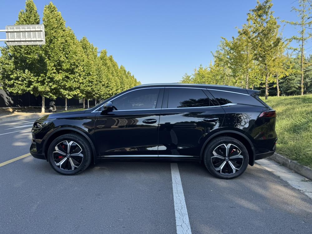 BYD Tang EV