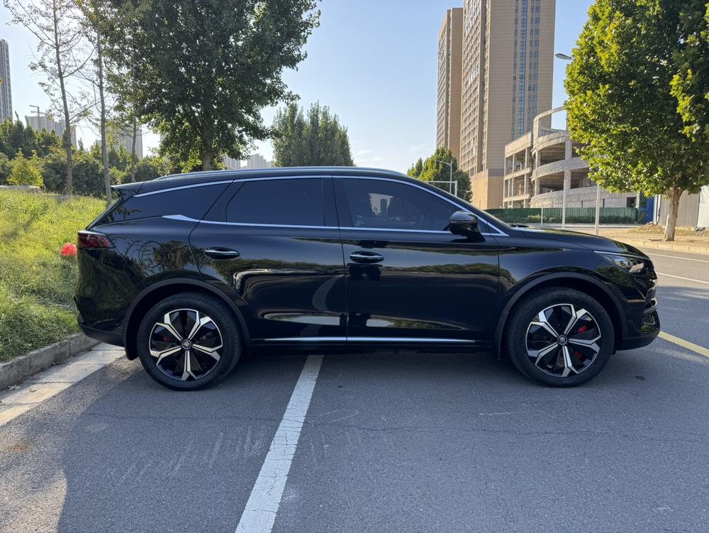 BYD Tang EV