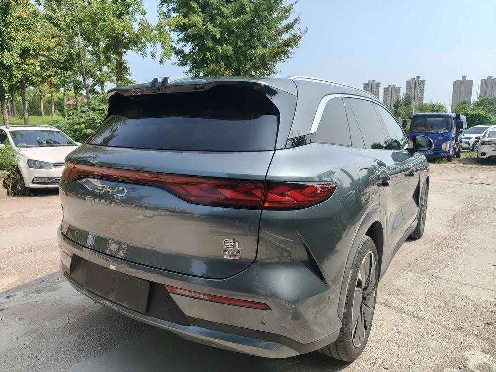 BYD Tang L EV