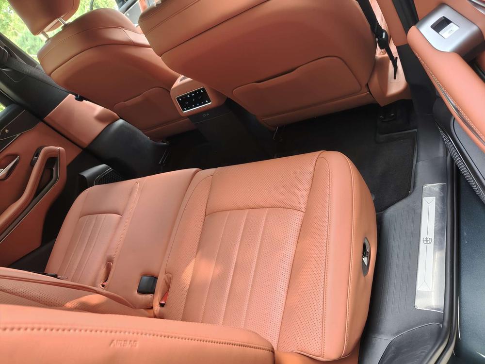 BYD Tang L EV