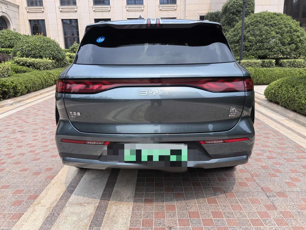 BYD Tang L EV