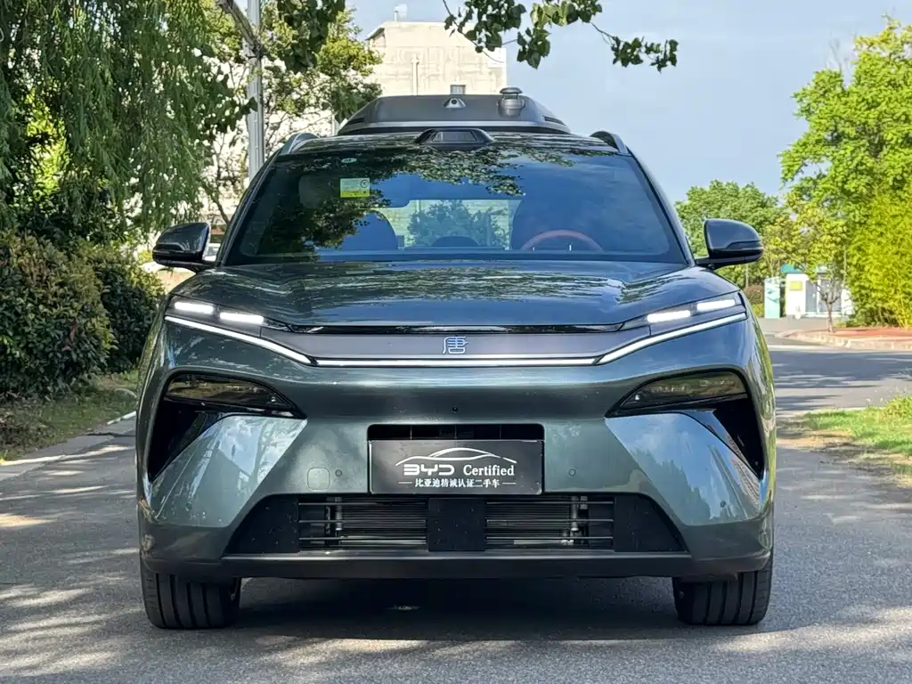 BYD Tang L