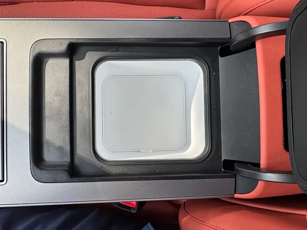 BYD Tang L
