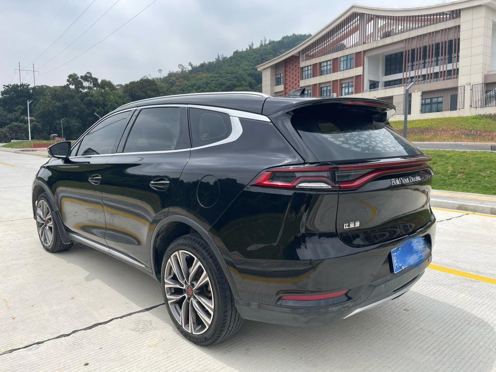 BYD Tang