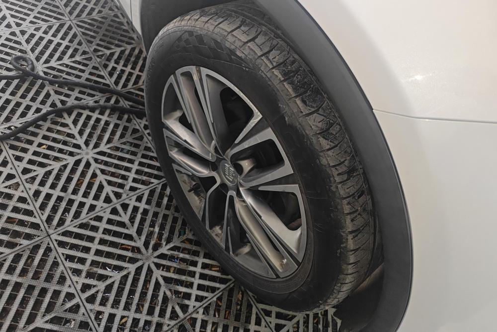BYD Tang
