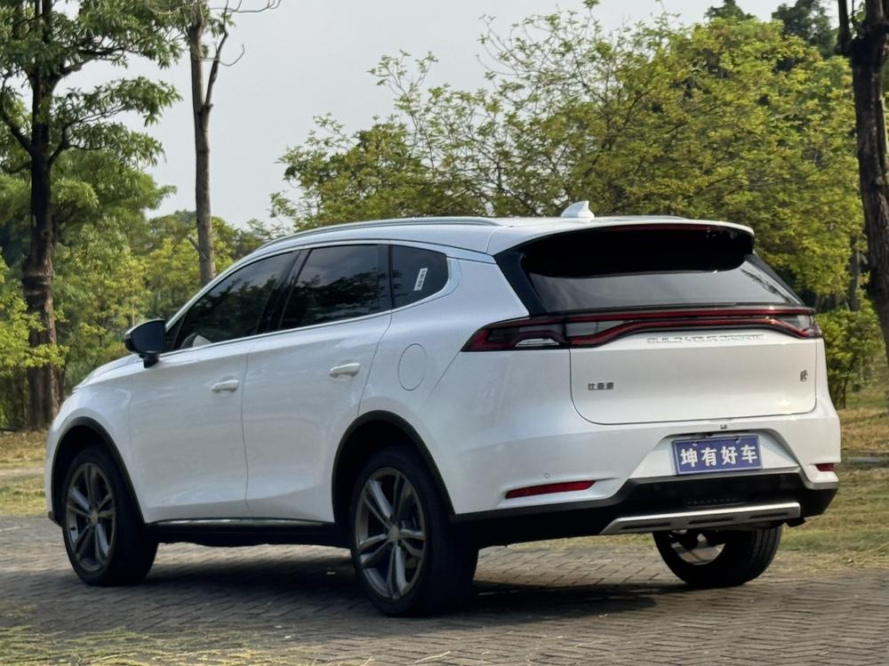 BYD Tang