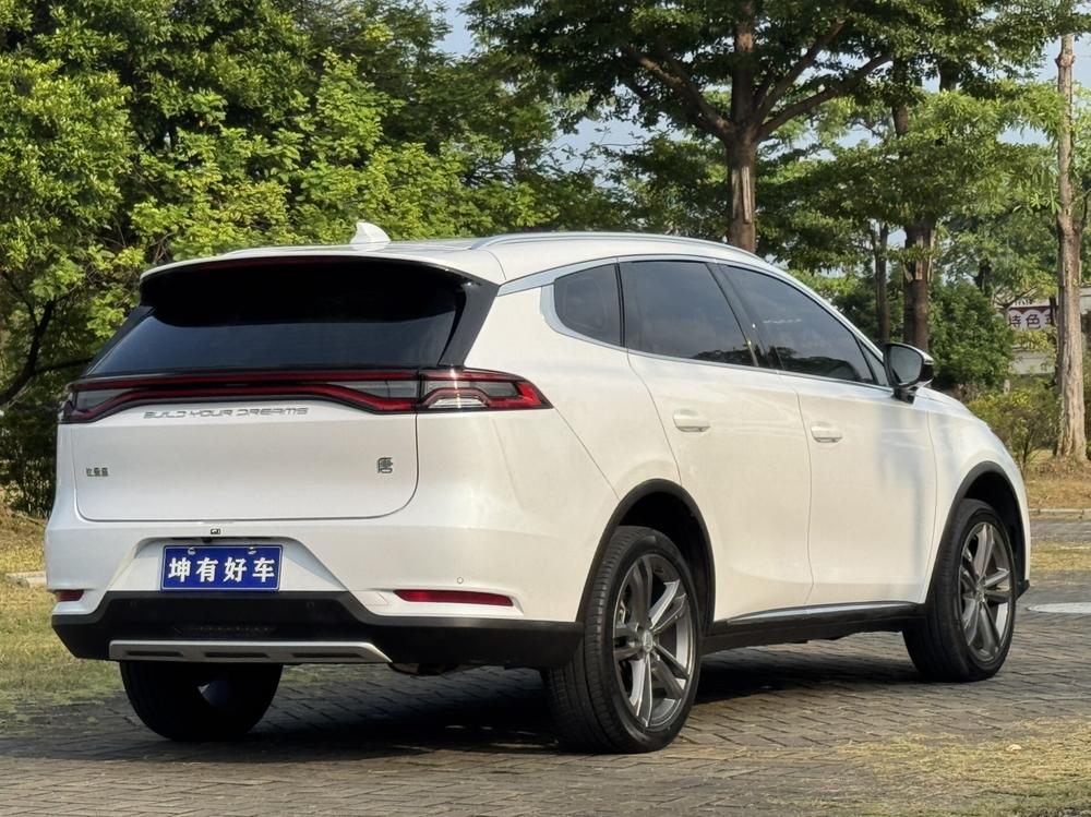BYD Tang