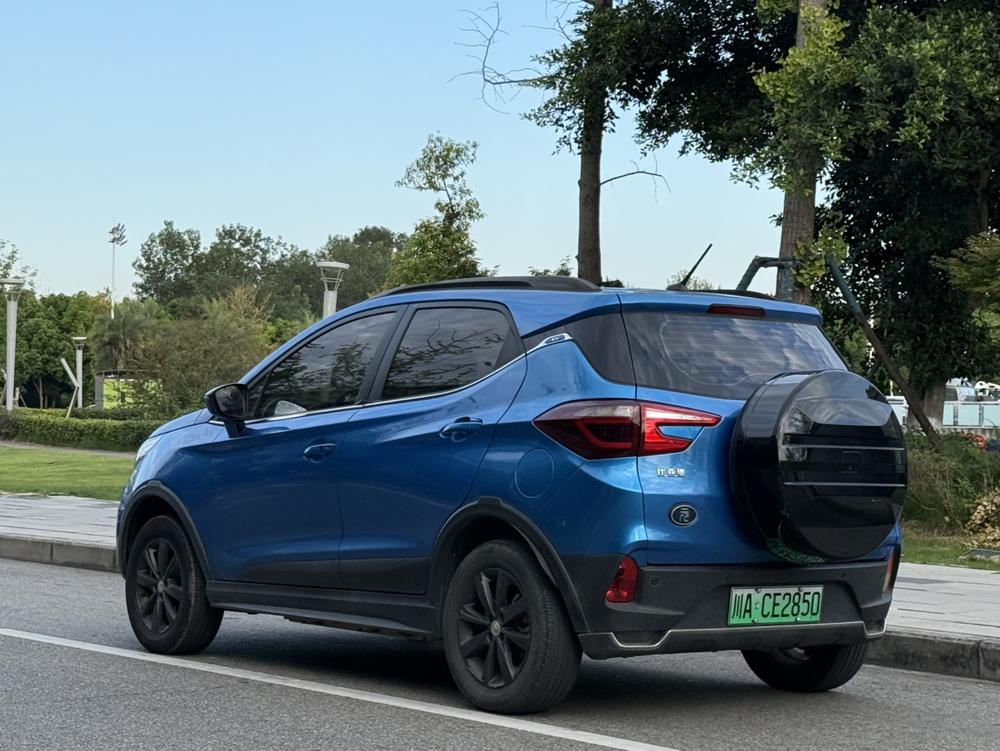 BYD Yuan EV