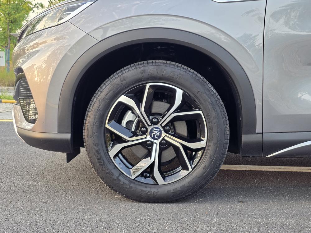 BYD Yuan PLUS