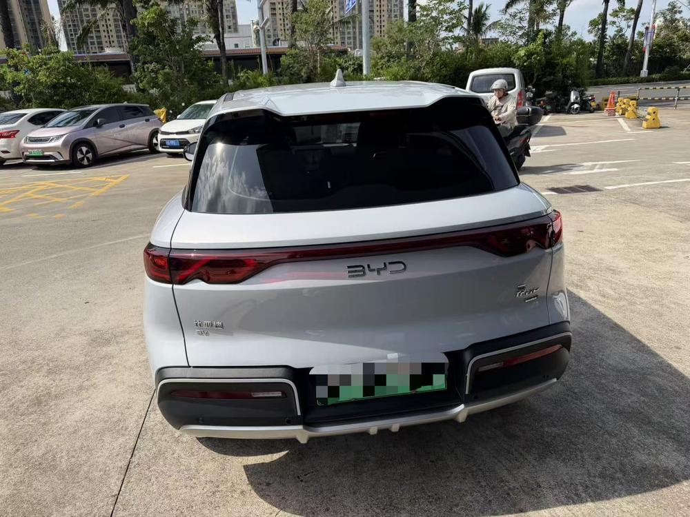 BYD Yuan UP