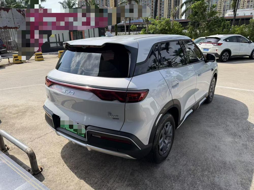 BYD Yuan UP