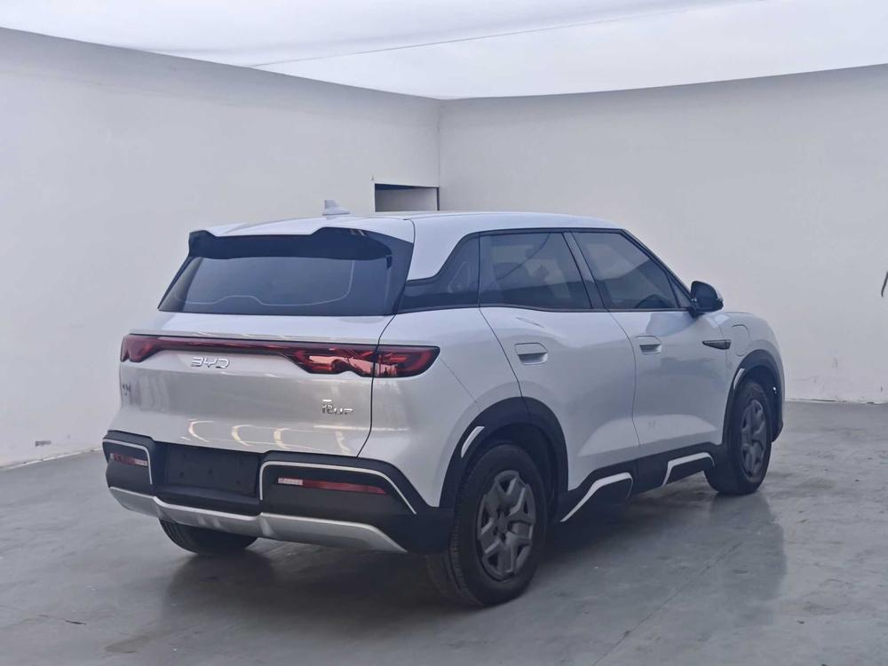 BYD Yuan UP