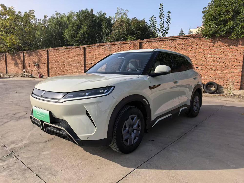 BYD Yuan UP