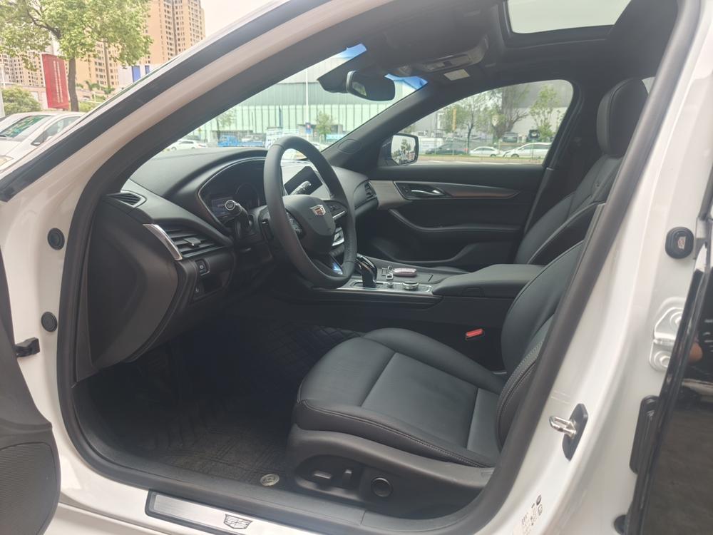 Cadillac Cadillac CT5
